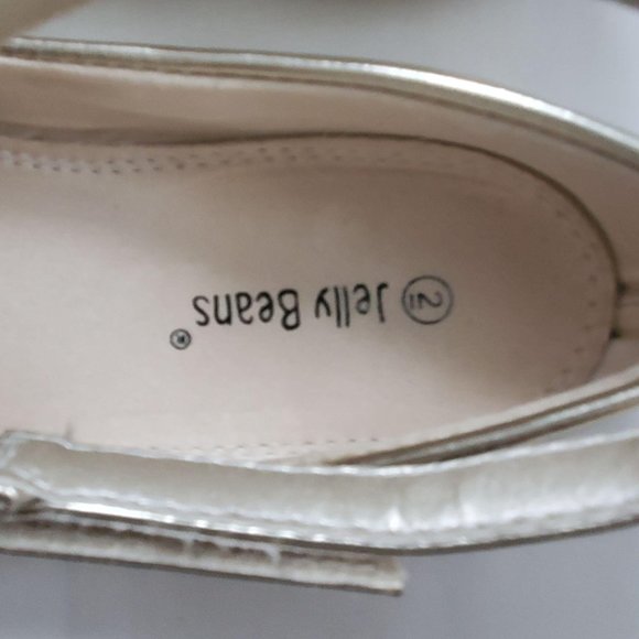 Jelly Beans Girls Gold Metallic Ankle T-Strap Bida Ballet Flat Shoes Size 2 - Picture 7 of 10